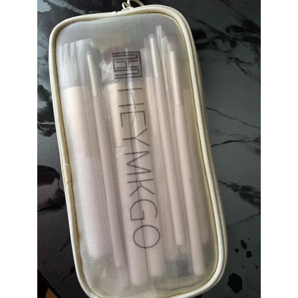 Hemkgo 18pcs Professional Premium Makeup Brushes with 2 Powder Puff & Travel Bag